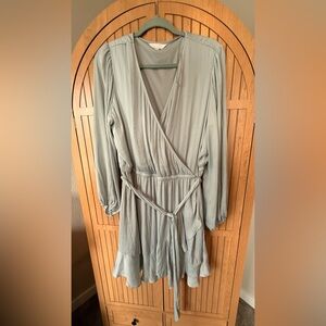 LC Lauren Conrad Soft Gray Long Sleeve Dress